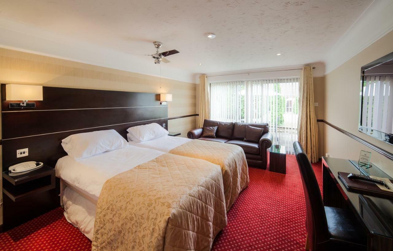 Hotel Hollies 3*